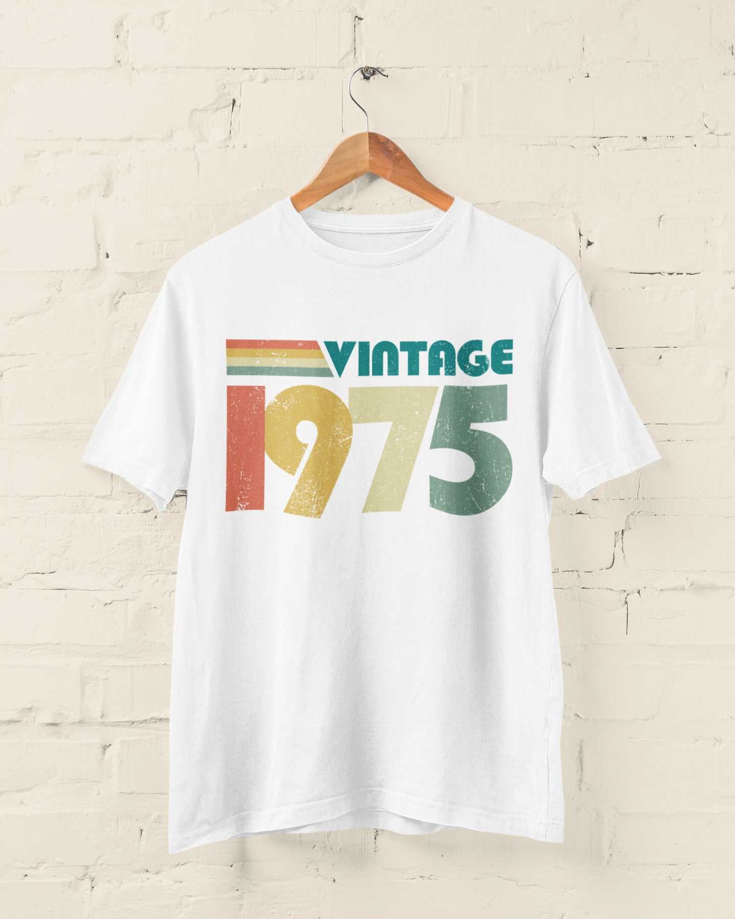 Vintage 1975 personalised 50th birthday t-shirt with customizable name and age on back.