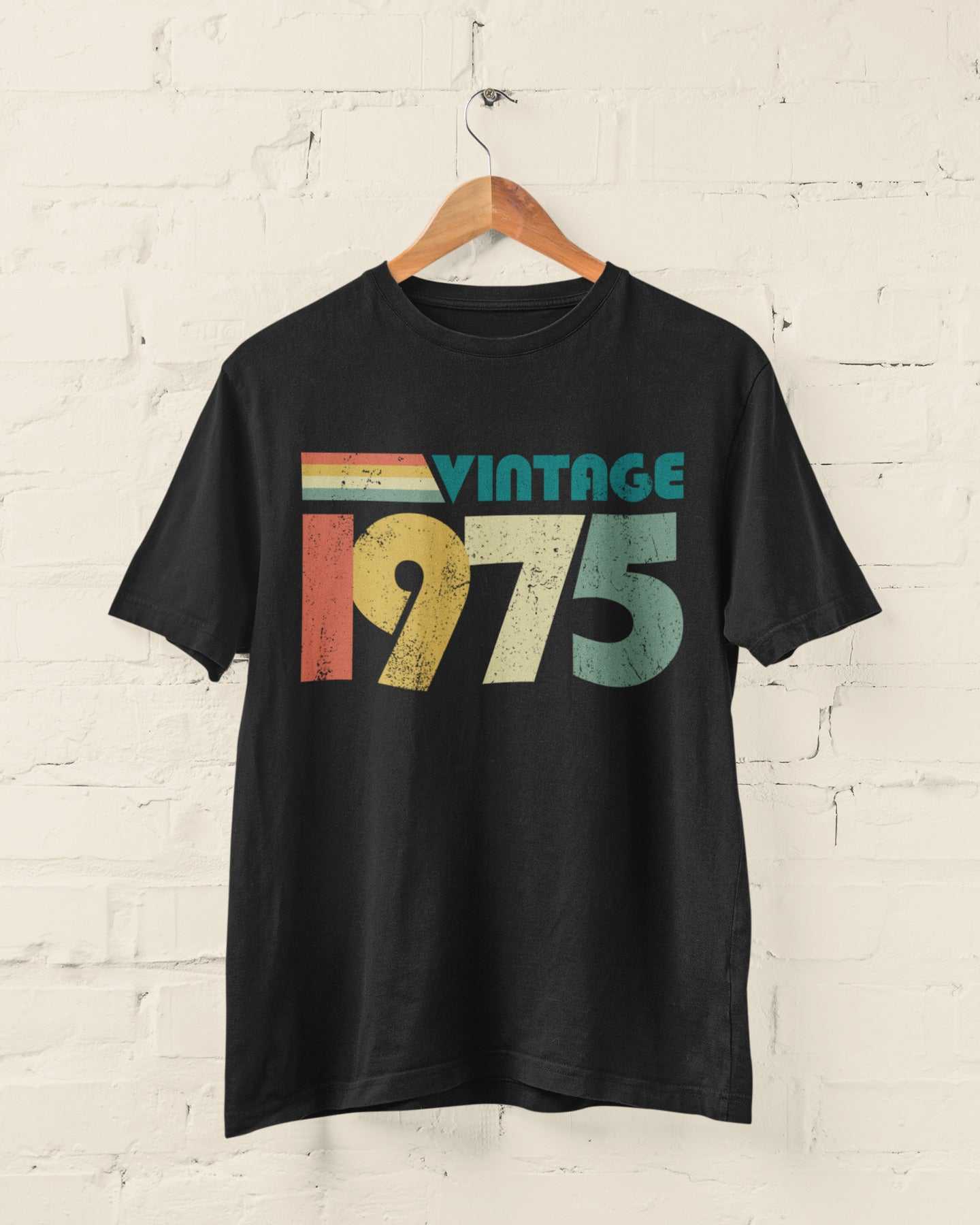 Vintage 1975 personalised black t-shirt for 50th birthday with retro front design.