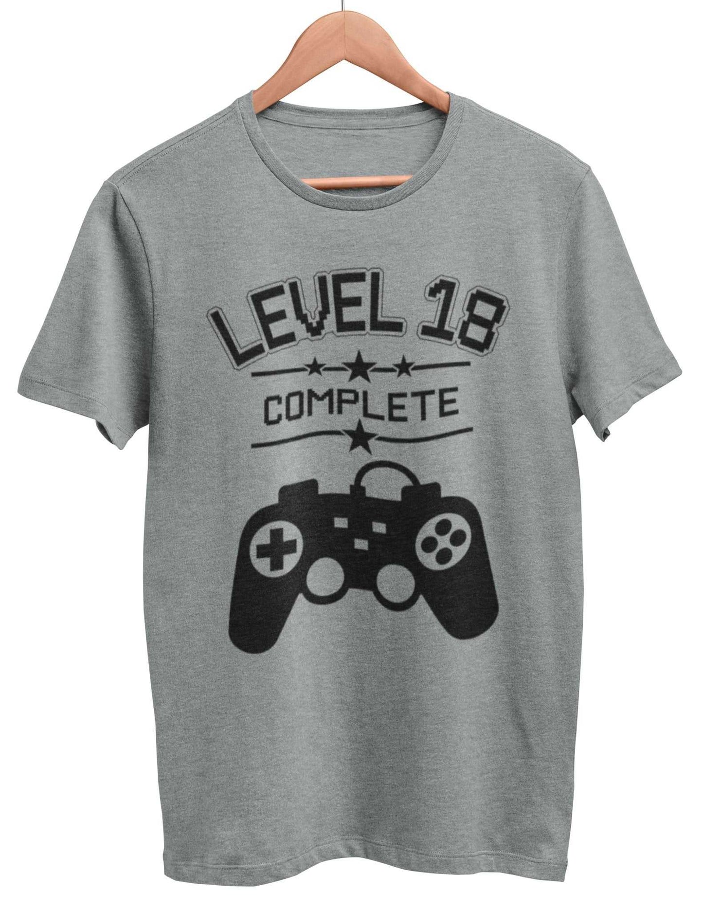 Funny 18th Birthday T-Shirt Level 18 Complete Gamer Themed Gift Gaming T-Shirt