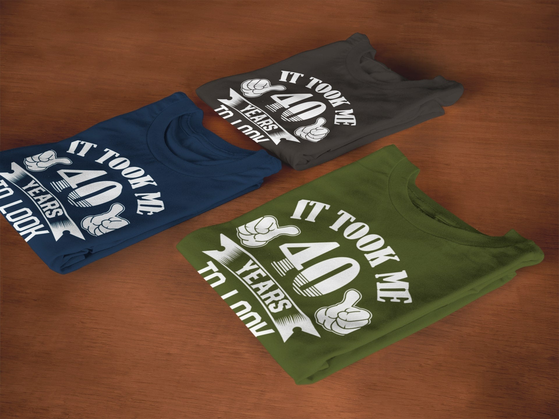 40th Birthday T-Shirt Gift It Took Me 40 Years To Look This Good T-Shirt