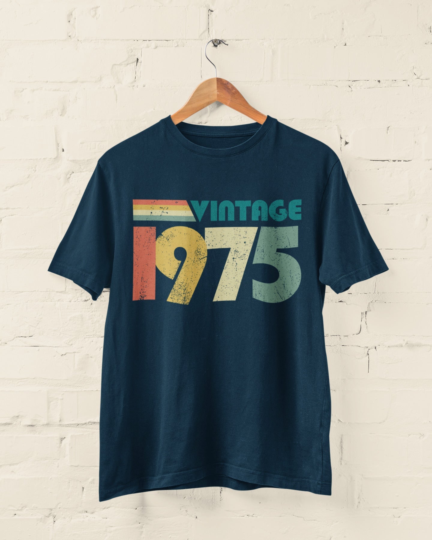 50th Birthday in 2025 T Shirt Vintage 1975 Retro Style Design Gift IdeGalaxy Tees