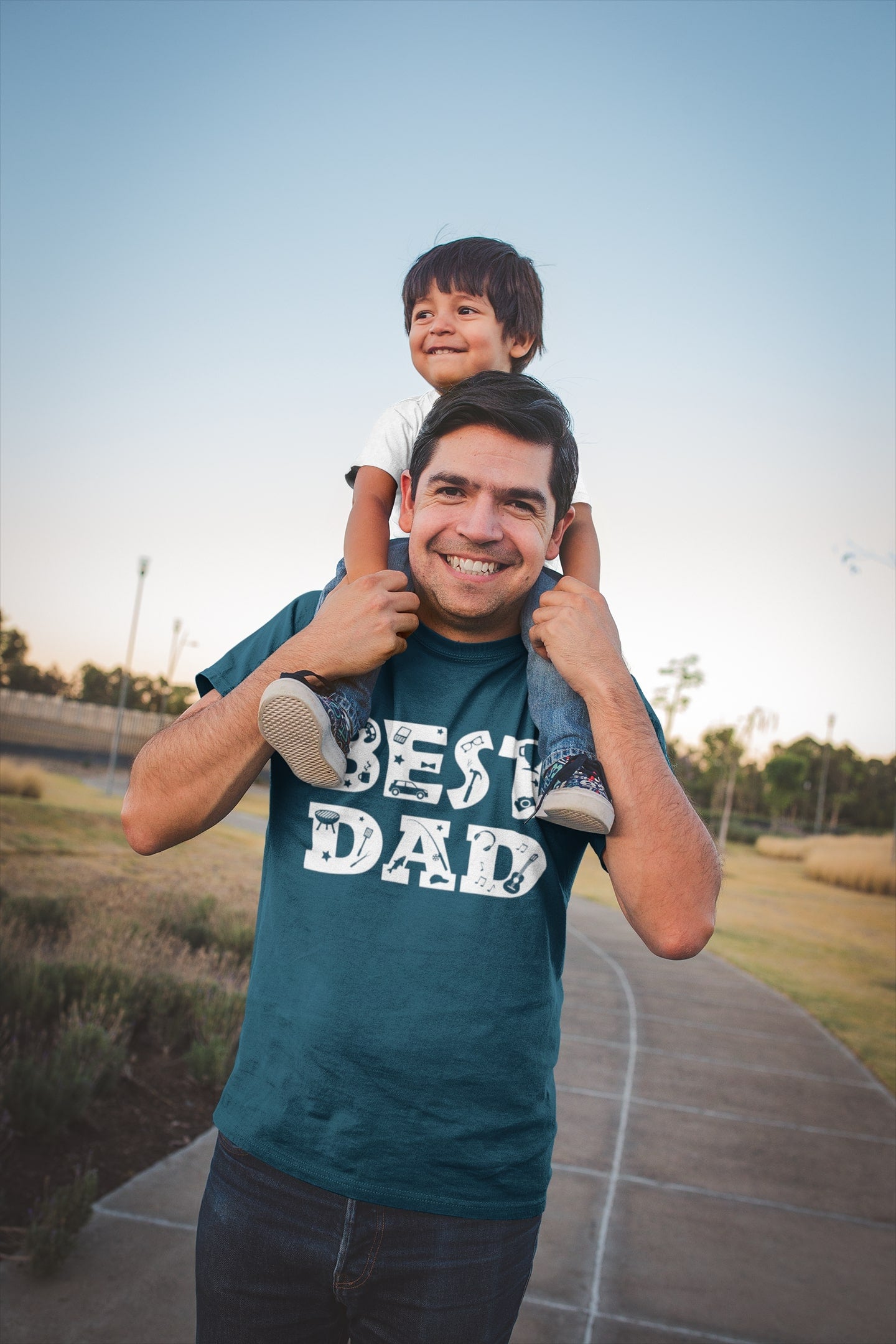 Best Dad T-Shirt Perfect Gift for Father’s Day Birthday or Everyday ApGalaxy Tees