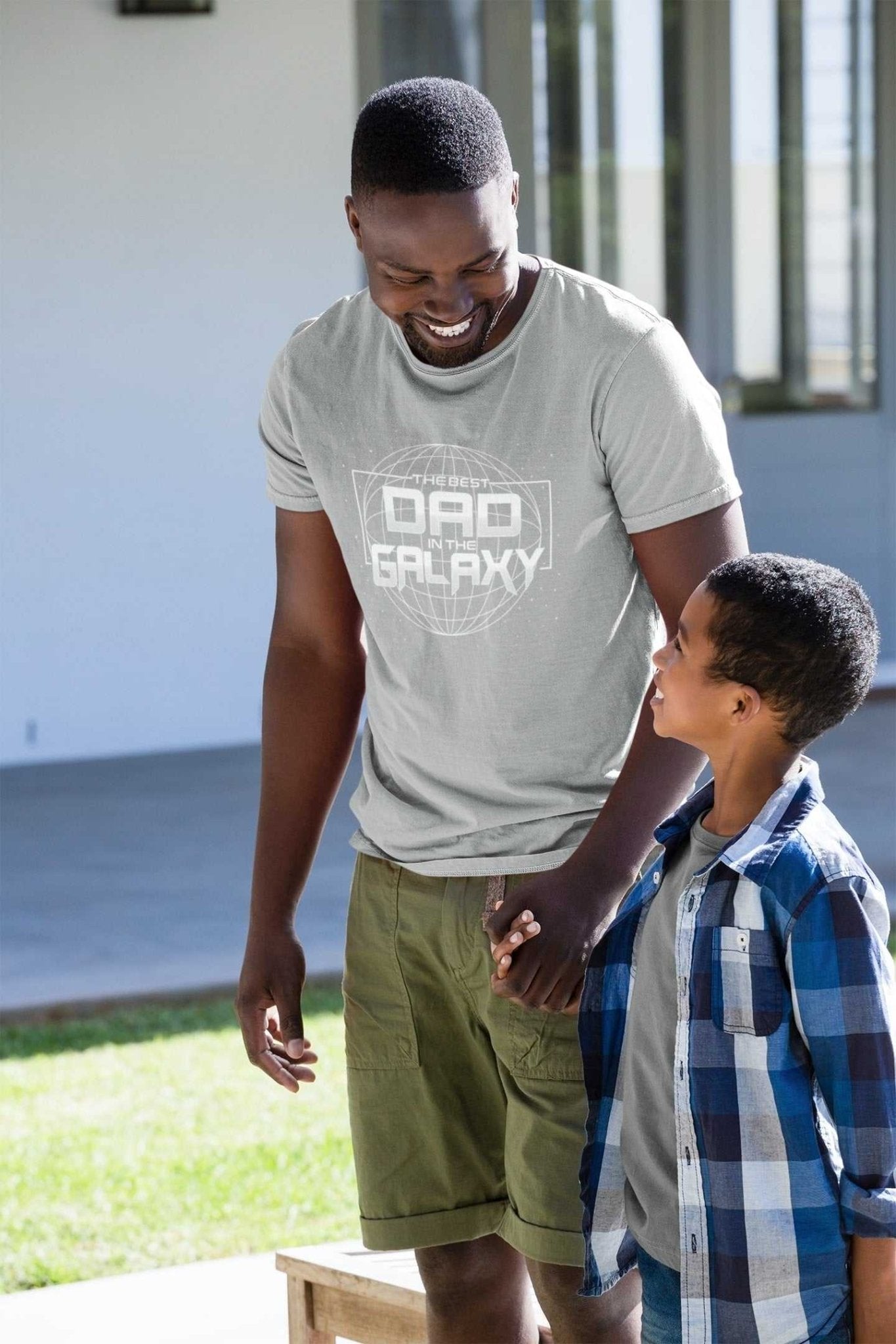 Best Dad In The Galaxy T-Shirt Fathers Day Christmas Gift Present New Father T-Shirt