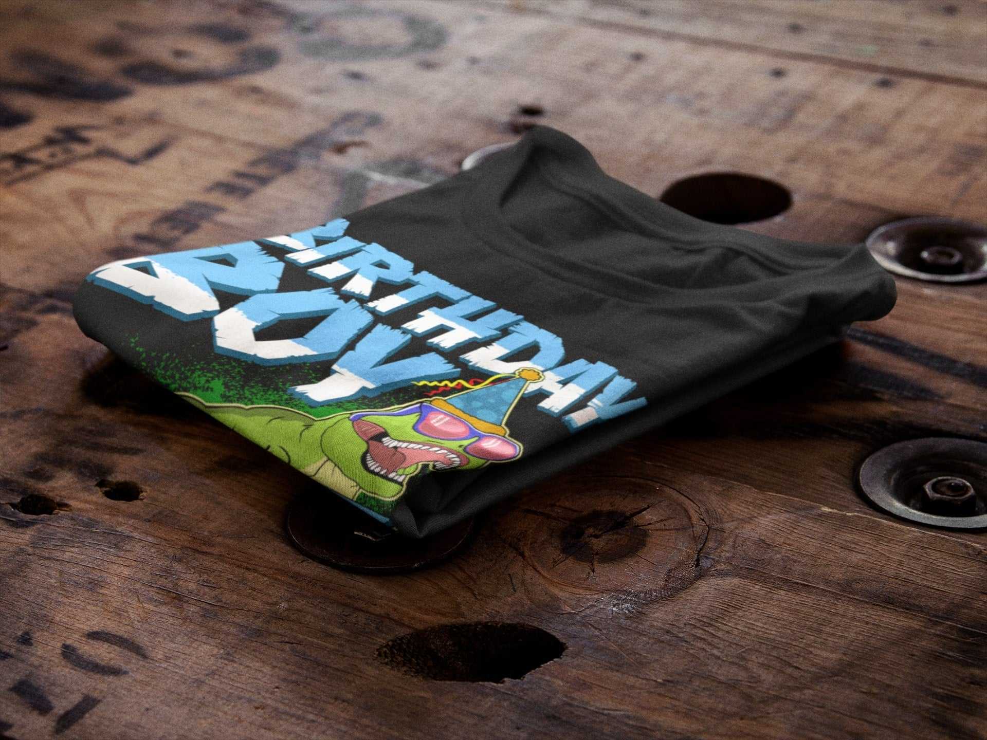 Boys Cute 5th Birthday Dinosaur T-Shirt Dino Fan Novelty T-Shirt Gift