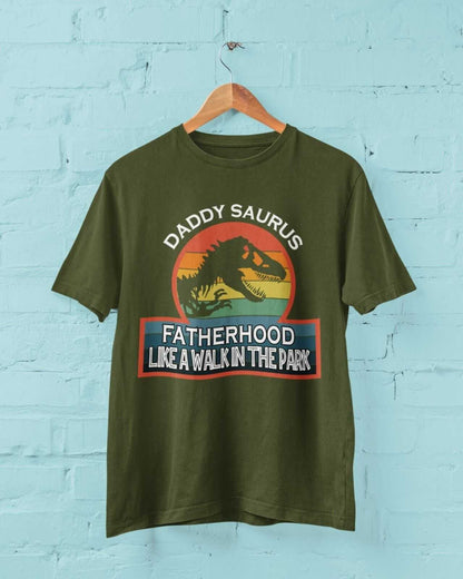 Daddy Saurus T-Shirt - Funny Dinosaur T-Shirt for Dads Father’s Day Gift T-Shirt