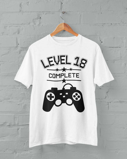 Funny 18th Birthday T-Shirt Level 18 Complete Gamer Themed Gift Gaming T-Shirt