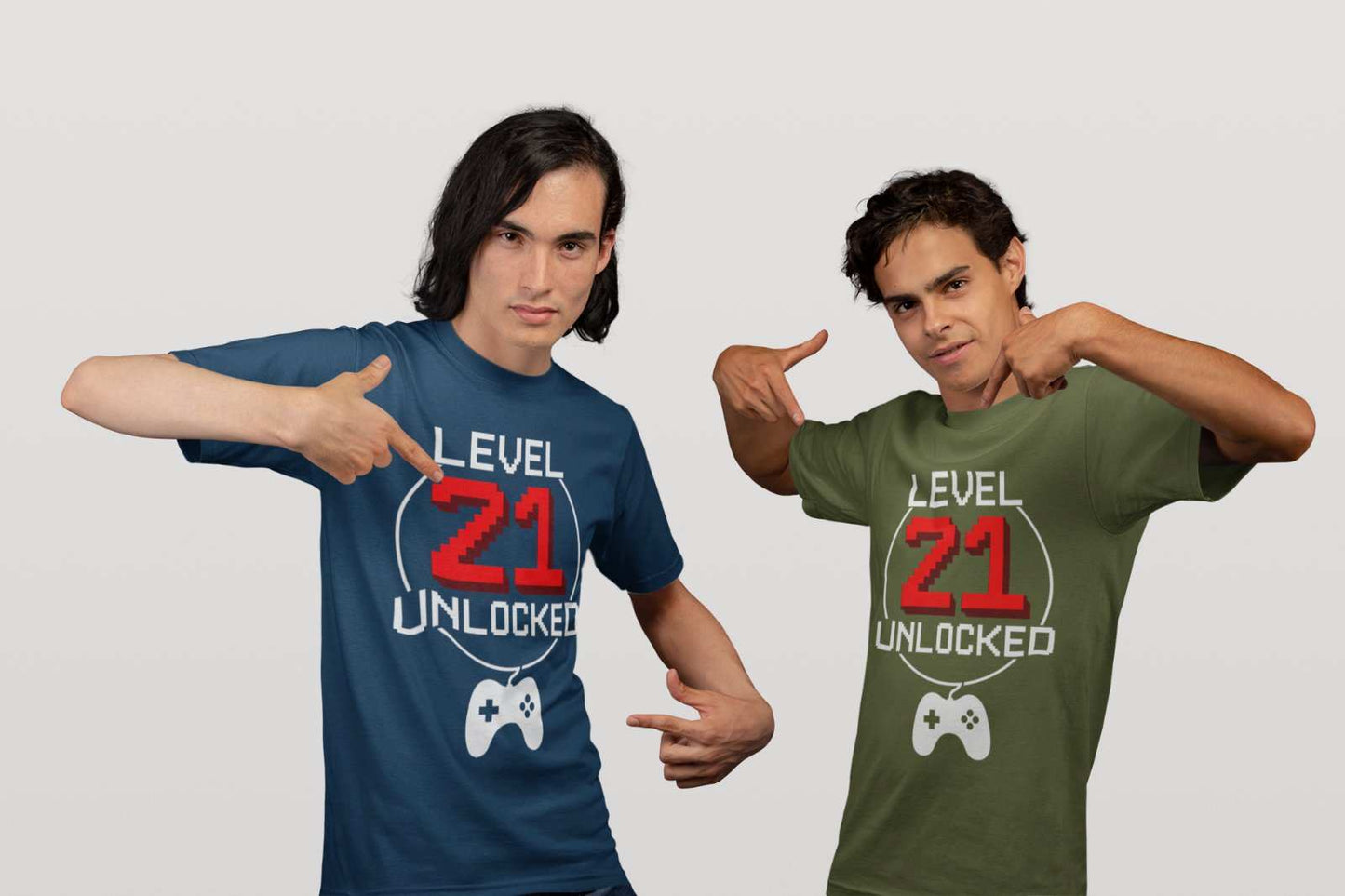 Funny 21st Birthday T-Shirt Level 21 Unlocked Gamer Themed Gift Gaming T-Shirt