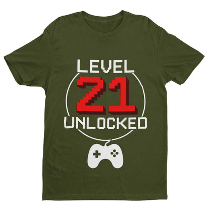 Funny 21st Birthday T-Shirt Level 21 Unlocked Gamer Themed Gift Gaming T-Shirt