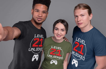 Funny 21st Birthday T-Shirt Level 21 Unlocked Gamer Themed Gift Gaming T-Shirt