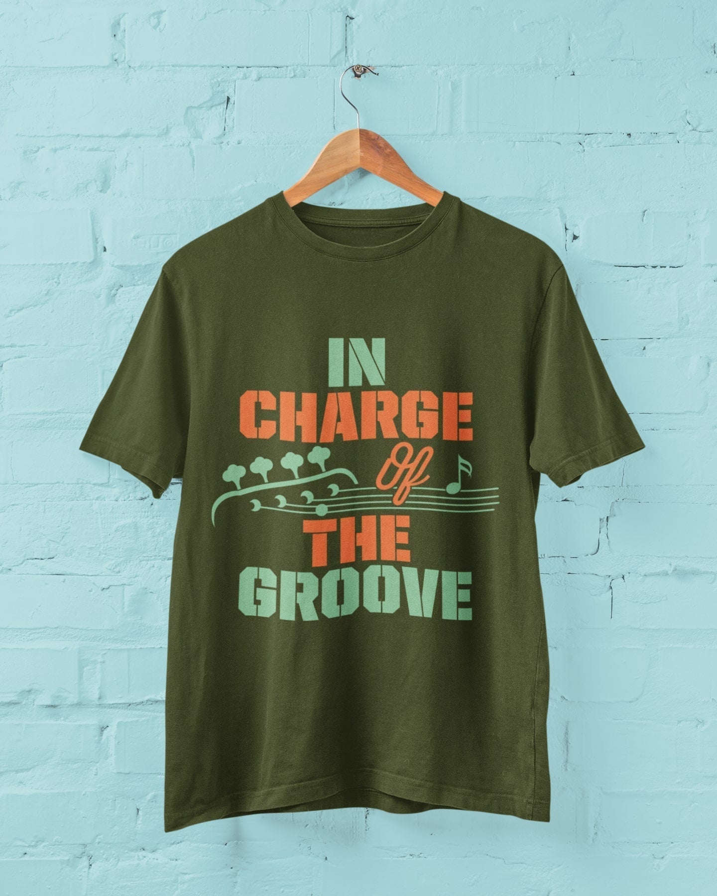 Funny BASS Guitar T-Shirt IN CHARGE OF THE GROOVE Guitarist gift present band T-Shirt