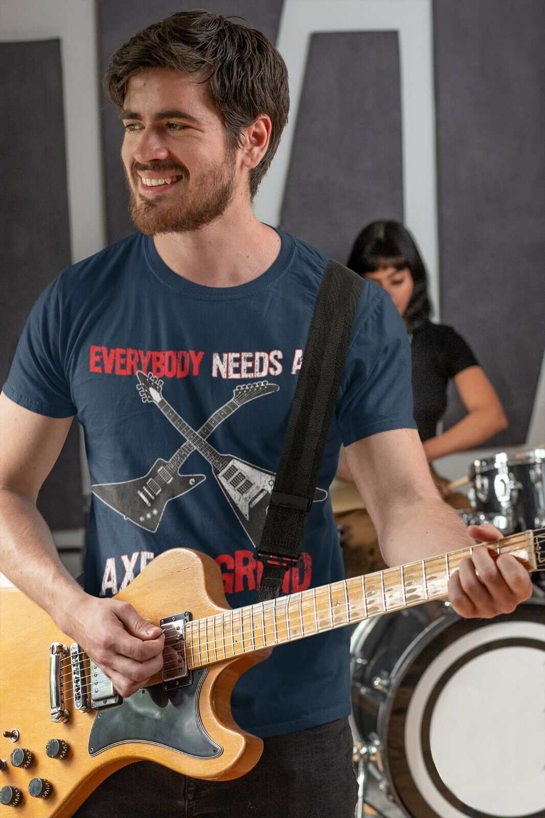 Funny Guitar T-Shirt EVERYBODY NEED AN AXE TO GRIND Metal Theme Electric Gift T-Shirt