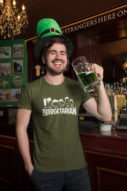 Funny T-Shirt Beergetarian Parody Vegetarian Craft Beer Drinking Joke Gift T-Shirt