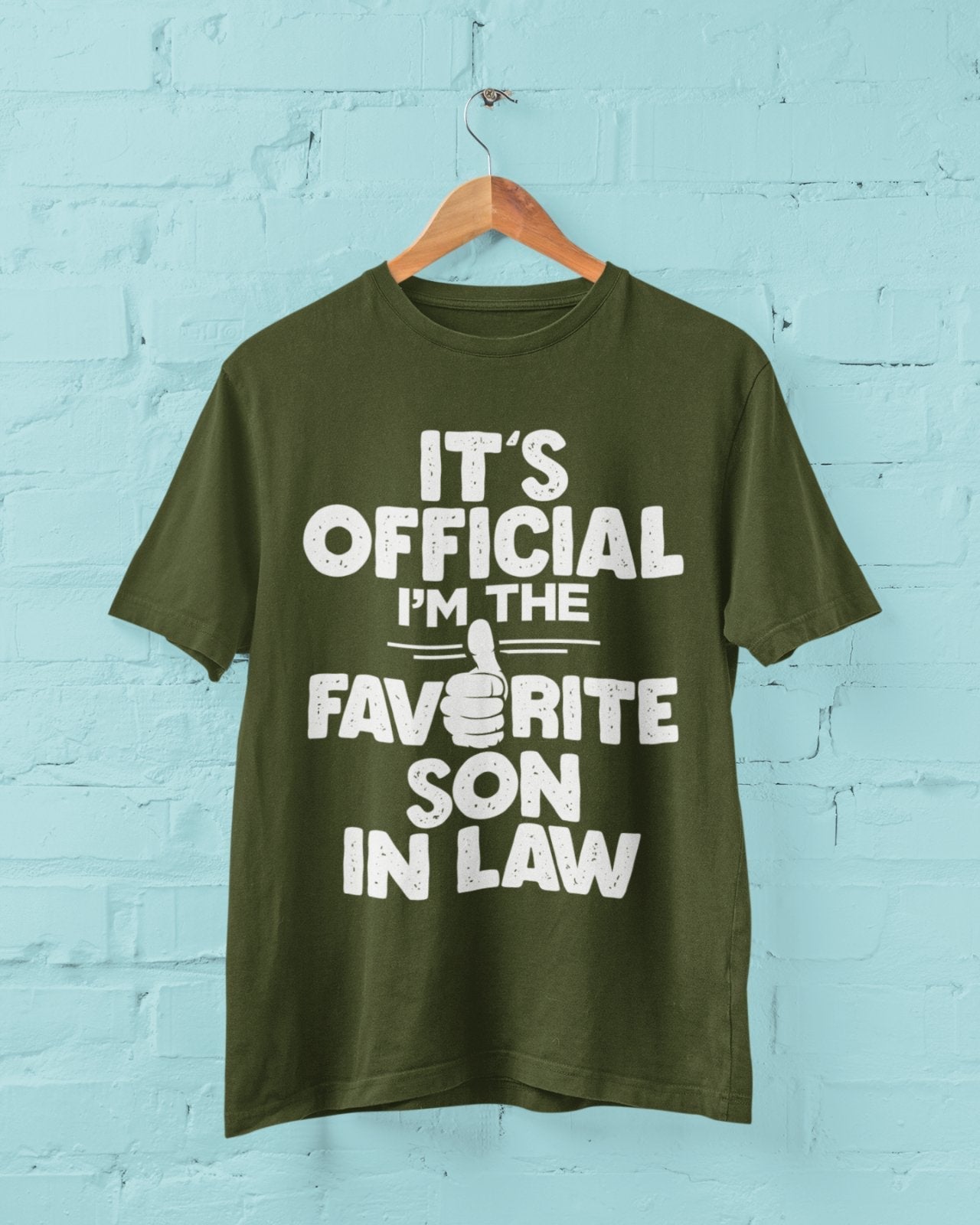 Funny T-Shirt It's Official I'm The Favorite Son In Law Gift Wedding T-Shirt