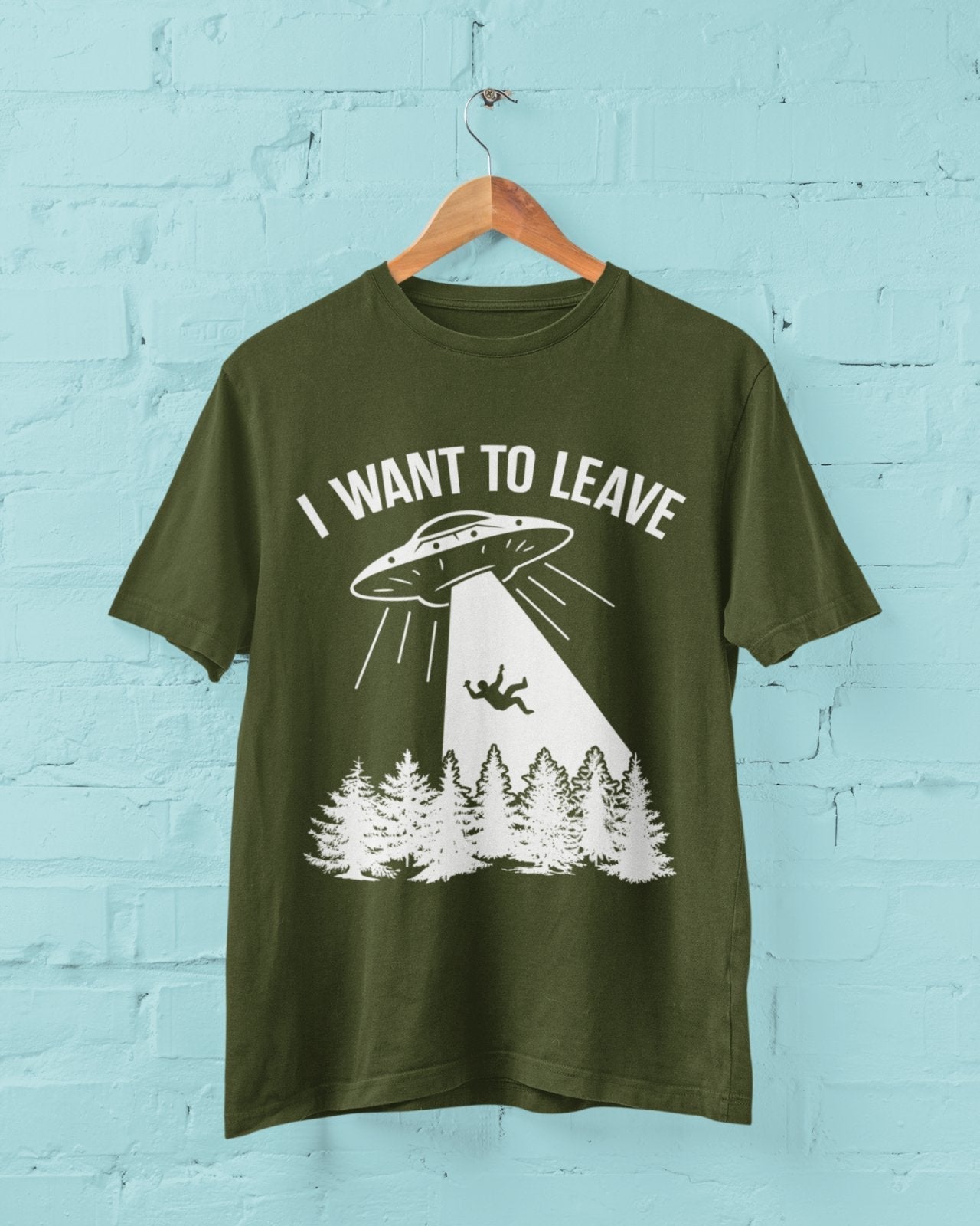 Funny UFO T-Shirt I Want To Leave Retro Alien Roswell Area 51 You Are Not Alone T-Shirt