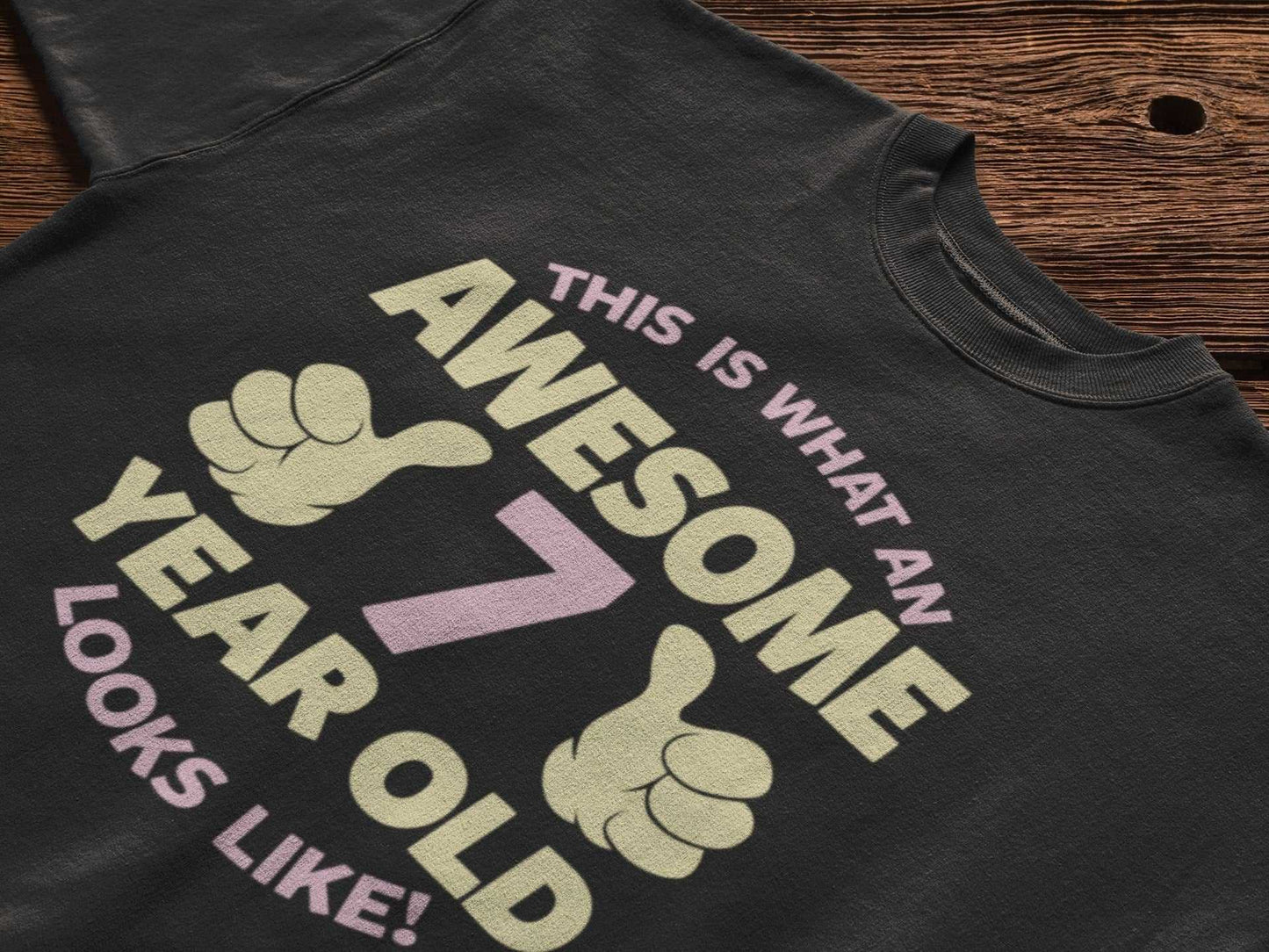 Girls 7th Birthday T-Shirt This Is What An Awesome 7 Year Old Looks Like Gift
