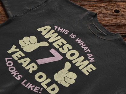Girls 7th Birthday T-Shirt This Is What An Awesome 7 Year Old Looks Like Gift
