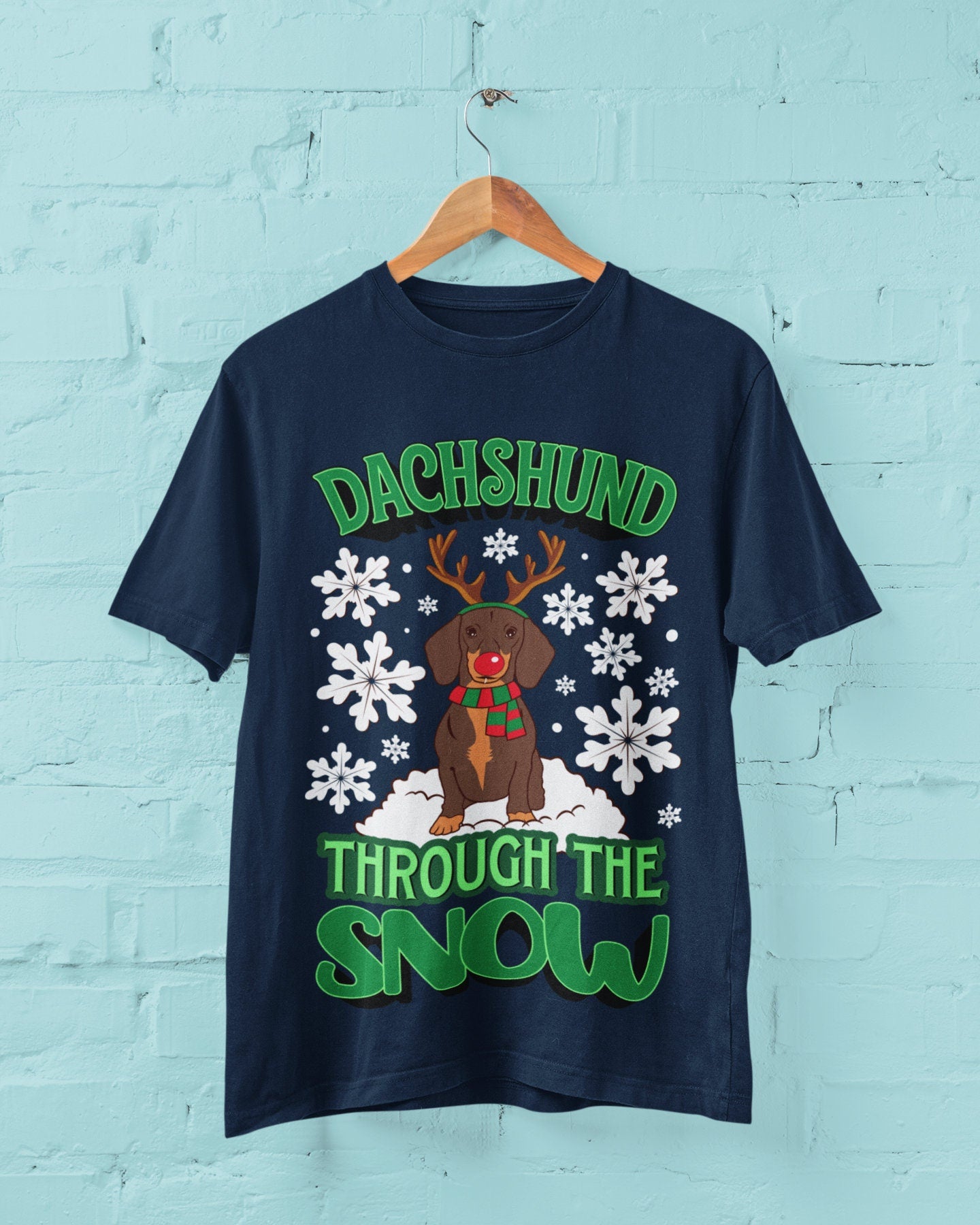 Funny Dachshund Christmas T-Shirt: Reindeer Antlers, Rudolph Nose