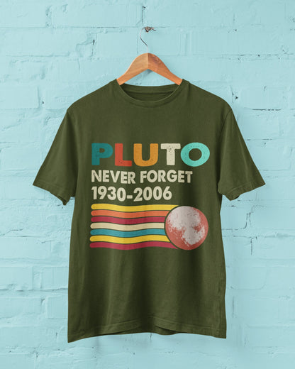 Pluto Never Forget 1930 - 2006 Funny T-Shirt gift for astronomer stargazer - product image 3
