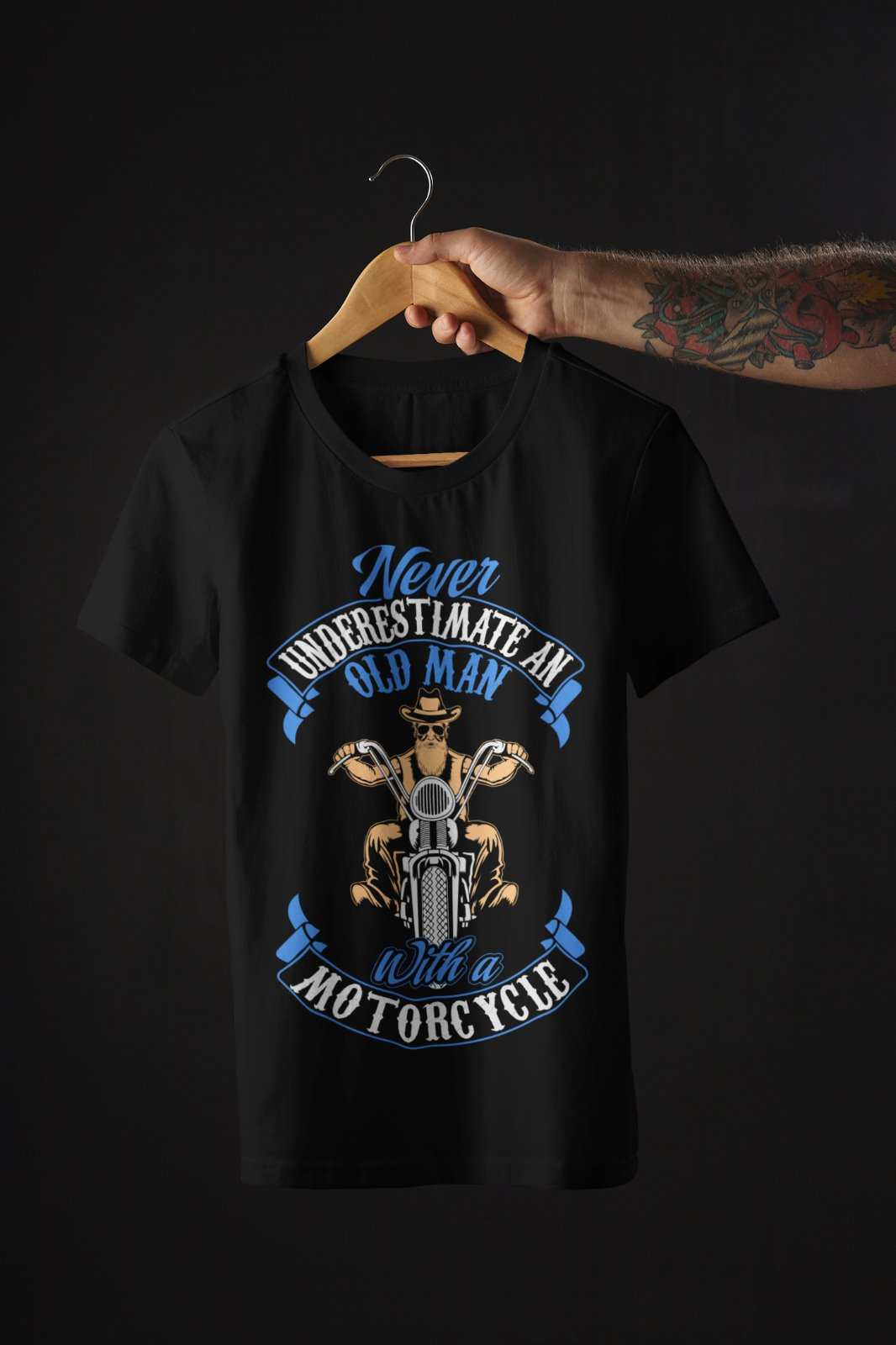 Never Underestimate An Old Guy On a Motorcycle Biker T-Shirt Dad Funny Gift T-Shirt