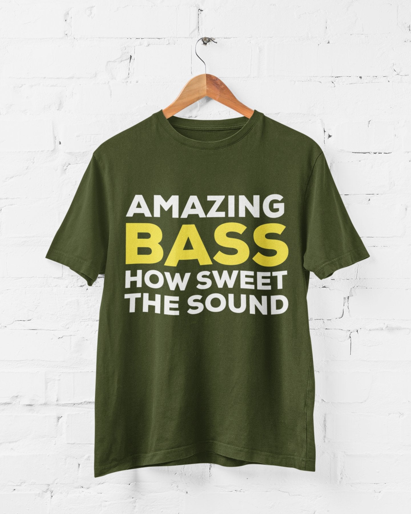 Shirt Funny Bassist Guitar GuitaristFunny AMAZING BASS T Shirt Funny Bassist Guitar Guitarist T-Shirt Paro